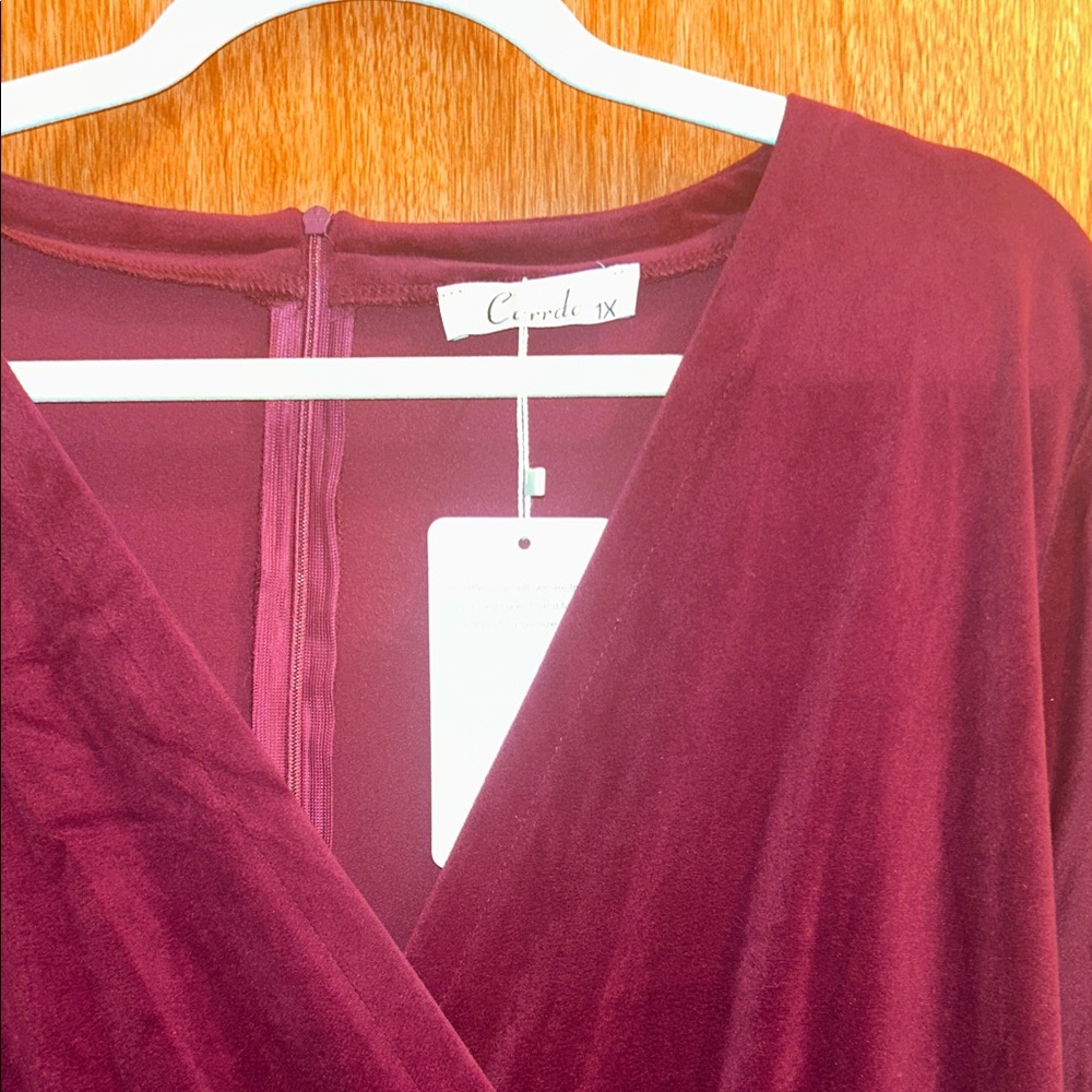 Carrdc Plus Size Red/Burgundy Velvet V-Neck Long Sleeve Maxi Dress - Picture 3 of 8